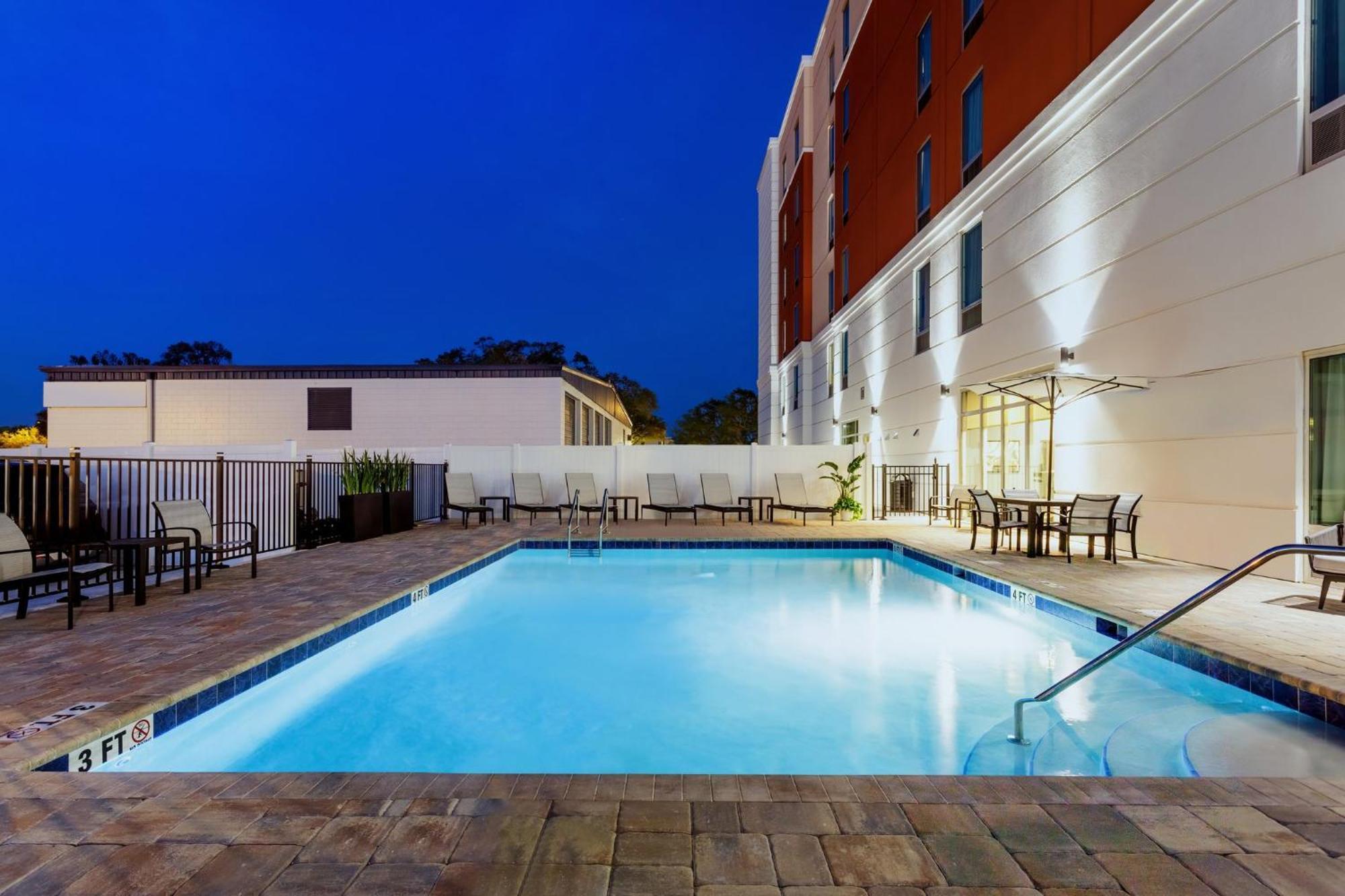 Staybridge Suites Winter Haven - Auburndale Екстериор снимка